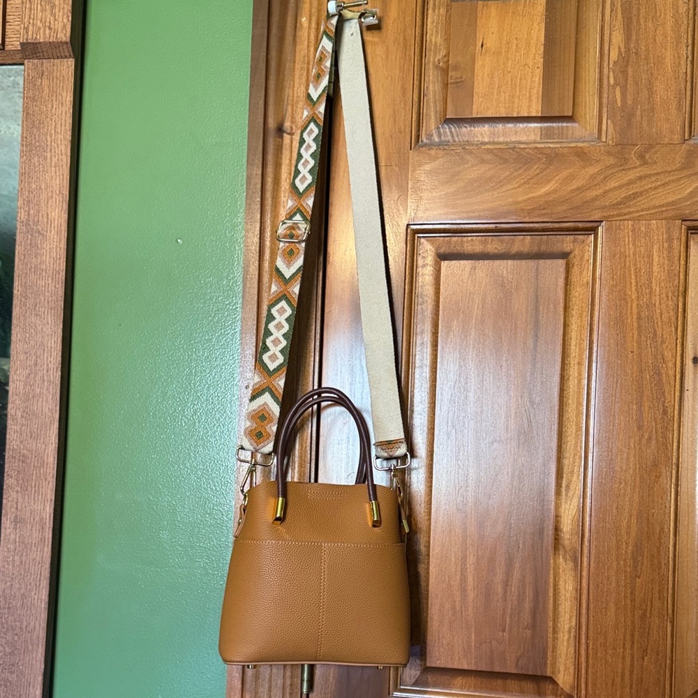 Stylish Brown Handbag with Patterned Strap